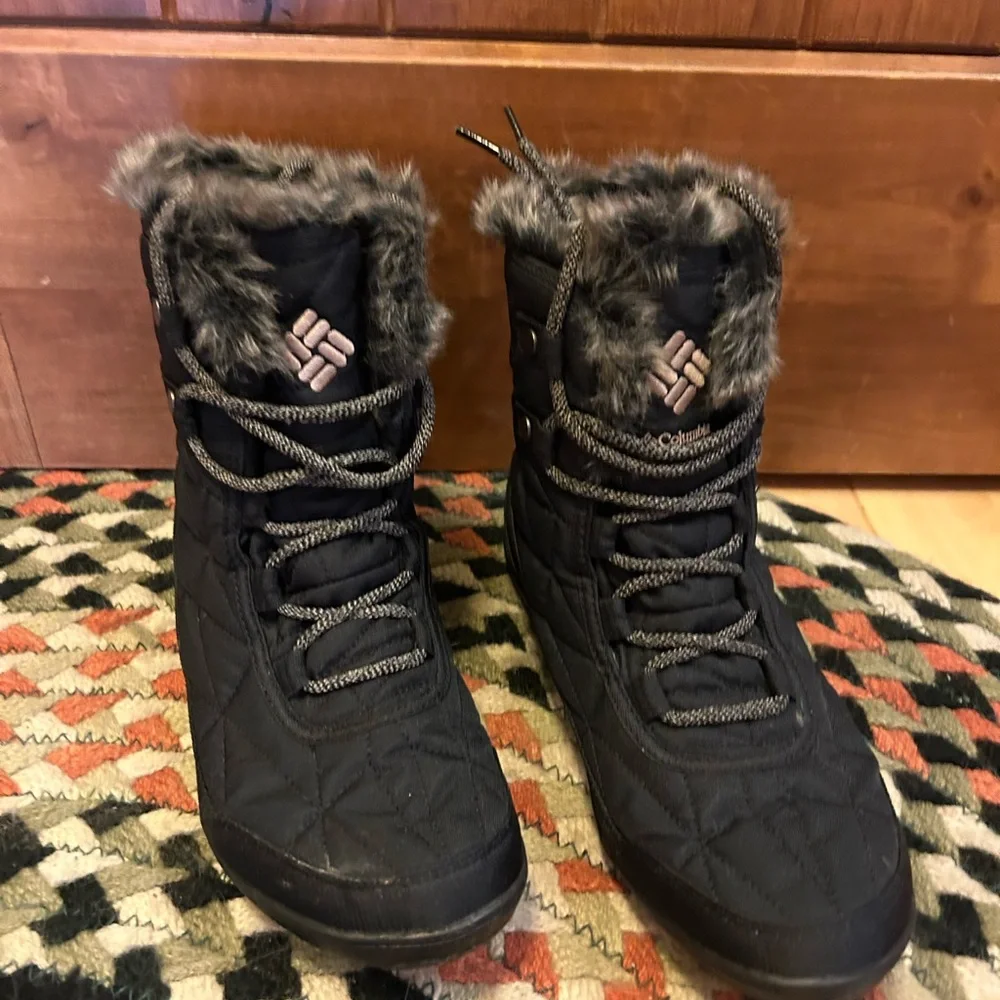 Colombia Waterproof faux fur quilted winter boots Penny Lane Elevated Basics